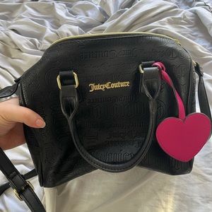 Black juicy couture purse! Used once, in great condition. Willing to negotiate❤️
